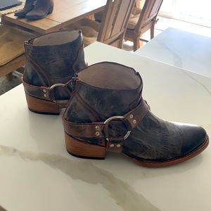 Freebird Santiago boots in rust never worn